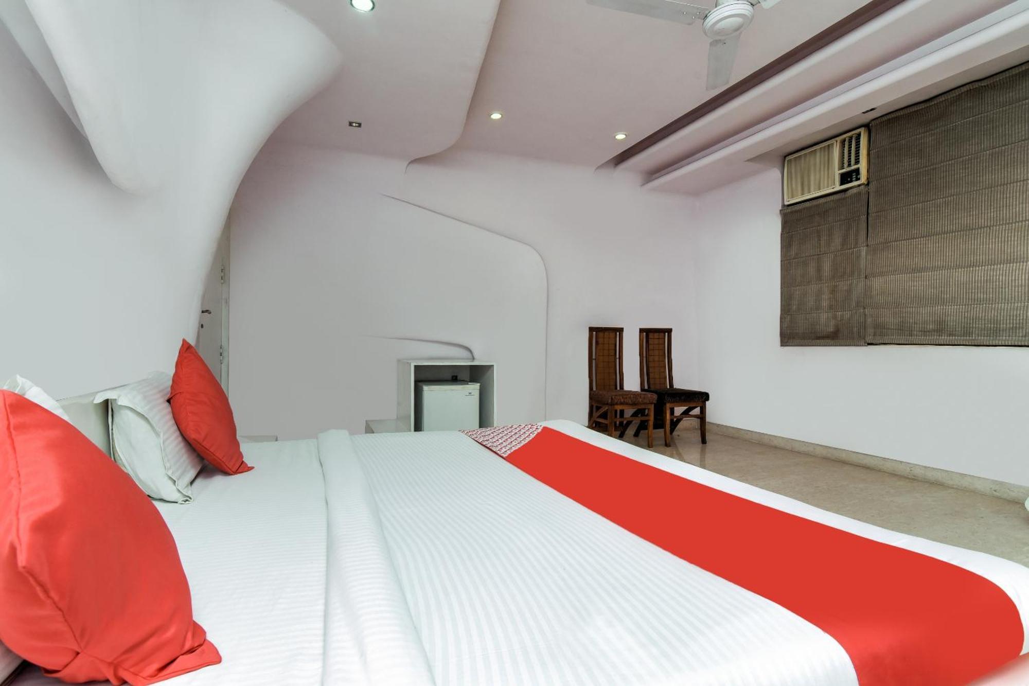 โอโย 6467 โกจาร์ พลาซา Hotel เดลี ภายนอก รูปภาพ