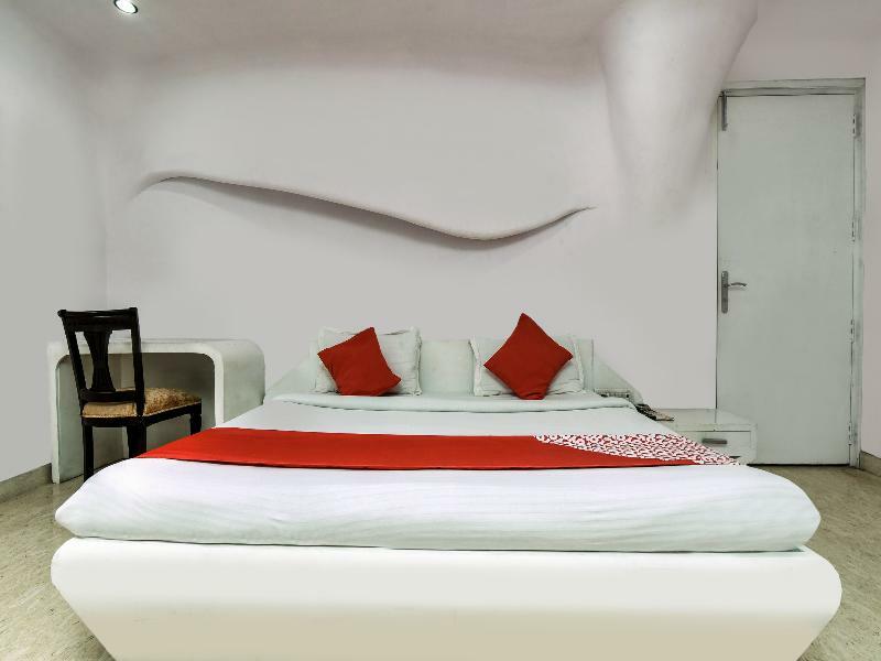 โอโย 6467 โกจาร์ พลาซา Hotel เดลี ภายนอก รูปภาพ